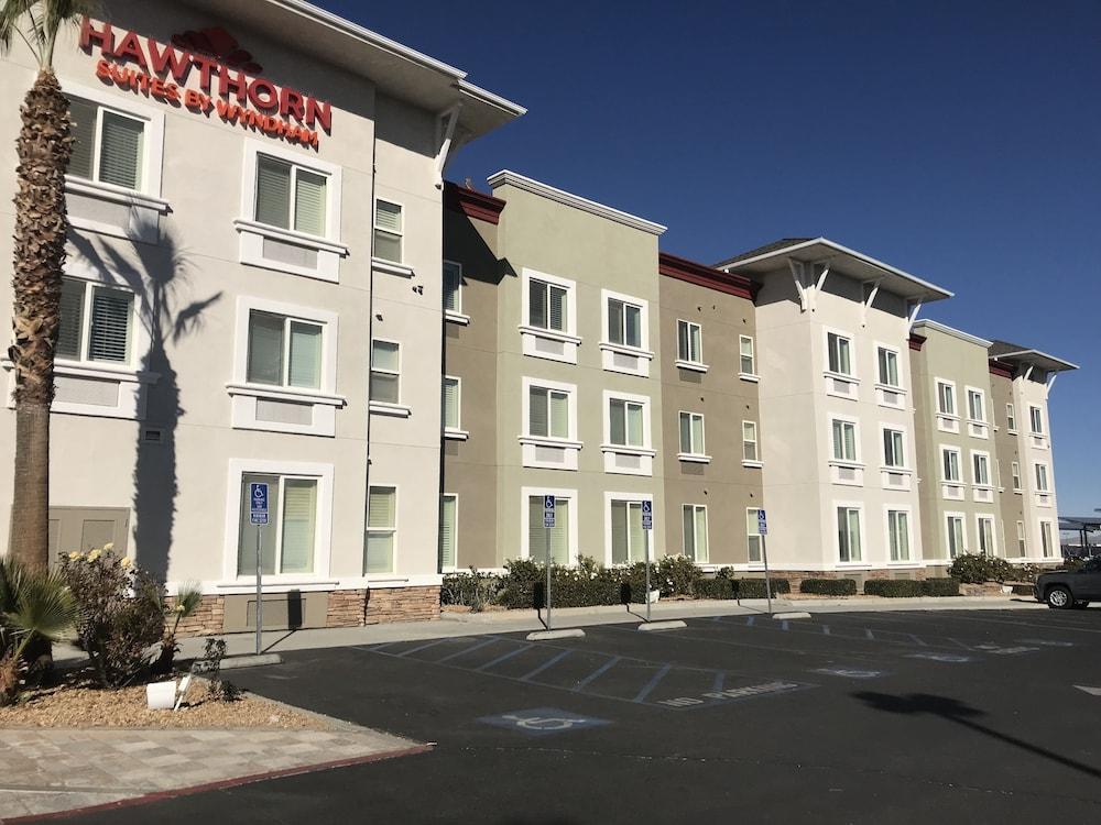 Hawthorn Suites Victorville Exterior foto